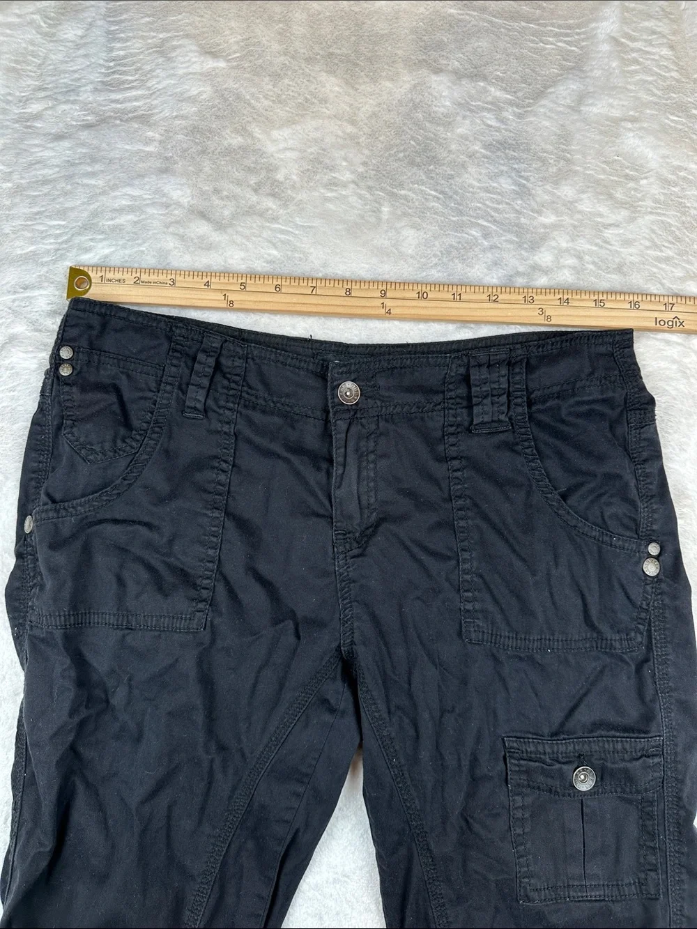 Guess Women’s Cargo Capri Pants Black Ruched Drawstring Hem Stretch Size 30